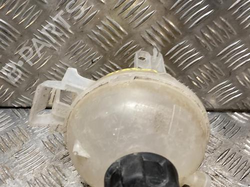 Used Expansion tank Expansion tank PEUGEOT 3008 II SUV (MC_, MR_, MJ_, M4_) 1.2 THP/ PureTech 130 (MRHNSM, MRHNSU, MRHNSJ, MRHNYW,... (131 hp) 36141955 36141955