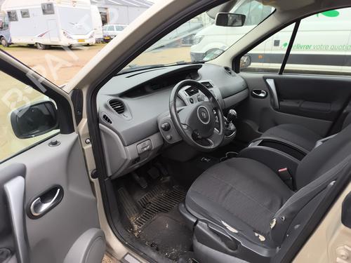 Right headlight RENAULT SCÉNIC II (JM0/1_) 1.5 dCi (JM1E, JM16) | BP32012256C29