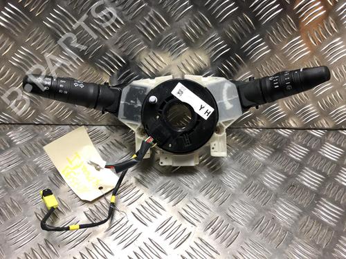 Comutador piscas / escovas NISSAN X-TRAIL I (T30) 2.2 Di 4x4 (114 hp) 31198016