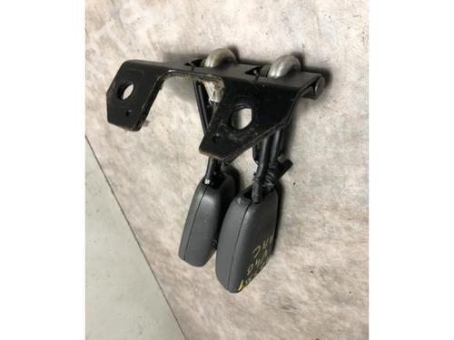 Seat buckle VOLVO V40 Estate (645) 1.9 DI | BP20619545I32