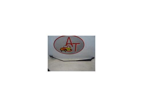 Used Front windshield wiper arm PEUGEOT 208 I (CA_, CC_) 1.4 HDi (68 hp) 13275936
