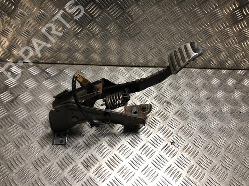 koblingspedal NISSAN QASHQAI I (J10, NJ10) 1.5 dCi (110 hp) 31197947