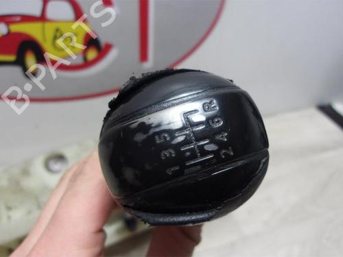 Used Gear lever NISSAN X-TRAIL I (T30) 2.2 Di 4x4 (114 hp) 28721910