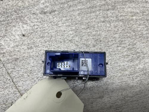 Used Switch PEUGEOT 308 II (LB_, LP_, LW_, LH_, L3_) 1.5 BlueHDI 100 (102 hp) 20626627