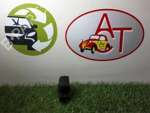 Used Right rear window switch NISSAN NOTE (E11, NE11) 1.5 dCi (103 hp) 30672994