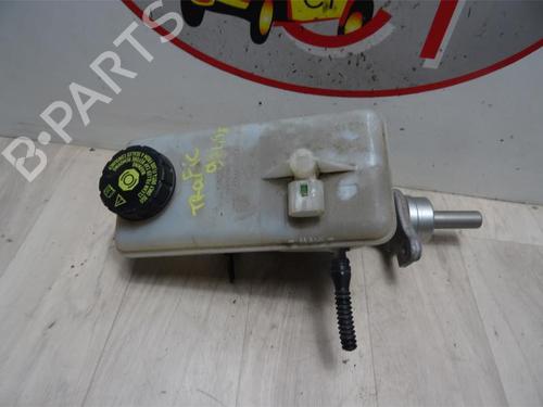 Used Brake master cylinder RENAULT TRAFIC II Van (FL) 2.5 dCi 145 (FL0J) (146 hp) 13277006