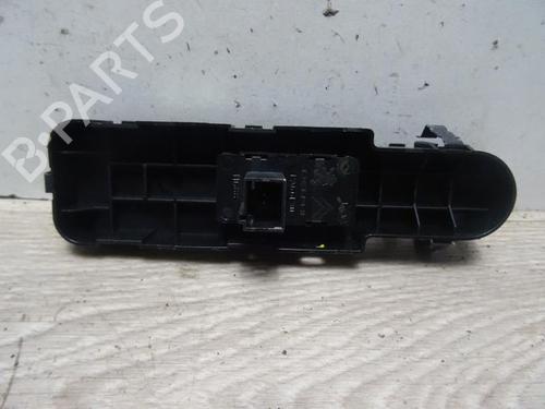 Used Right front window switch CITROËN C5 III (RD_) 1.6 HDi 110 (RD9HZC) (109 hp) 13225501