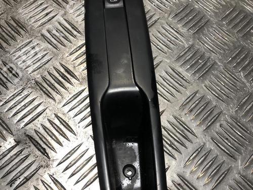 Used Right front window switch RENAULT GRAND SCÉNIC III (JZ0/1_) 1.9 dCi (JZ0J, JZ0N, JZ1K, JZ1S) (131 hp) 31200256