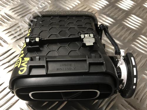 Used Air vent CITROËN C3 III (SX) 1.5 BlueHDi 100 (SXYHYP, SXYHTU) (102 hp) 31203067