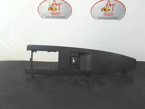 Used Right rear window switch CITROËN C6 (TD_) 2.7 HDi (204 hp) 13036943