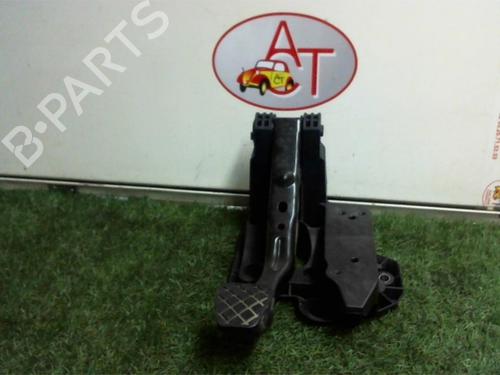 Used Break pedal VW POLO V (6R1, 6C1) 1.6 TDI (90 hp) 12967832