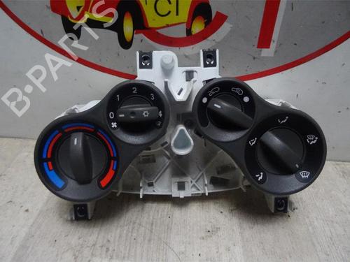 Used Climate control FIAT PANDA (169_) 1.2 (169.AXB11, 169.AXB1A) (60 hp) 29186971