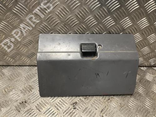 Used Glove box Glove box 38968560 38968560