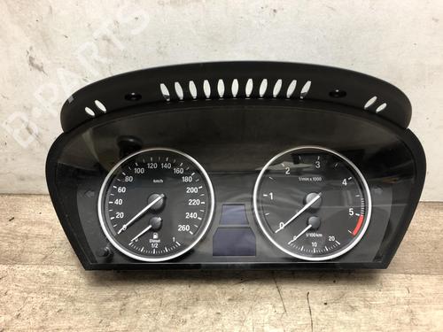 Used Instrument cluster BMW 5 Touring (E61) 525 d (197 hp) 31186540