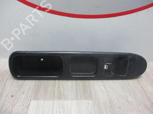 Right front window switch PEUGEOT 307 Break (3E) 2.0 HDI 90 | BP13225464I26