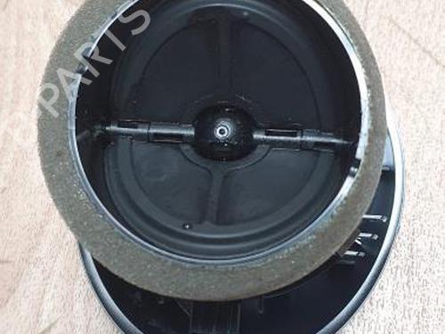 Used Air vent AUDI A1 (8X1, 8XK) 1.6 TDI (90 hp) 13261053