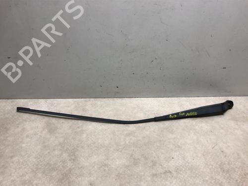 Used Front windshield wiper arm VW FOX Hatchback (5Z1, 5Z3, 5Z4) 1.2 (55 hp) 20613005
