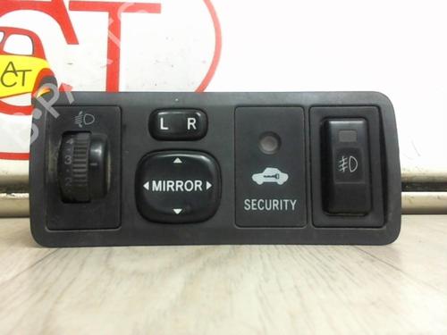 switch-toyota-corolla-_e12_-14-d-nde120_-nde120r-2001-2002-2003-2004-2005-2006-2007-2008-13229144 main image