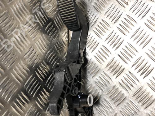 Used Clutch pedal FIAT 500 (312_) 1.2 (312AXA1A) (69 hp) 31204850