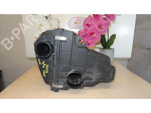 Used Air filter box OPEL AGILA A (H00) 1.2 16V (F68) (75 hp) 25379645