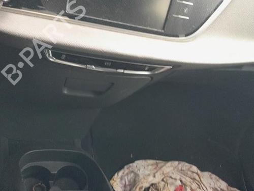 Right front fog light CITROËN C4 Picasso II 1.6 HDi / BlueHDi 115 | BP31187374C31  - Image 9