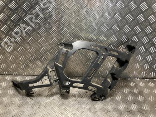 Used Rear bumper bracket Rear bumper bracket PEUGEOT 3008 II SUV (MC_, MR_, MJ_, M4_) 1.2 THP/ PureTech 130 (MRHNSM, MRHNSU, MRHNSJ, MRHNYW,... (131 hp) 36075070 36075070