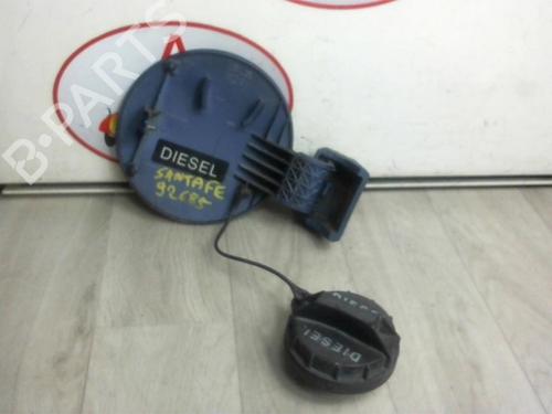 Fuel flap HYUNDAI SANTA FÉ I (SM) 2.0 CRDi | BP13278640C131 