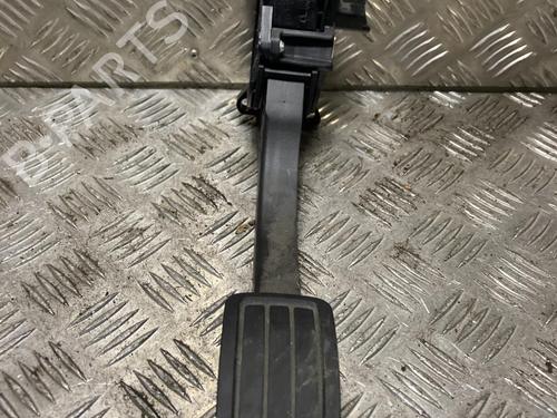 Used Electronic sensor Electronic sensor PEUGEOT 308 SW III (FC_, FJ_, FR_, F4_, FN_) BlueHDi 130 (FCYHZL, FCYHZT) (131 hp) 33677277 33677277