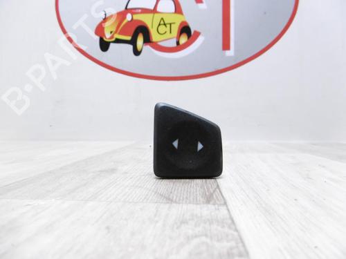 Used Right front window switch FIAT 500 (312_) 1.3 D Multijet (312AXE1A) (95 hp) 25799619
