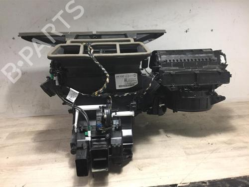 Klimaanlæg VW PASSAT B8 Variant (3G5, CB5) 2.0 TDI 4motion (190 hp) 23034571