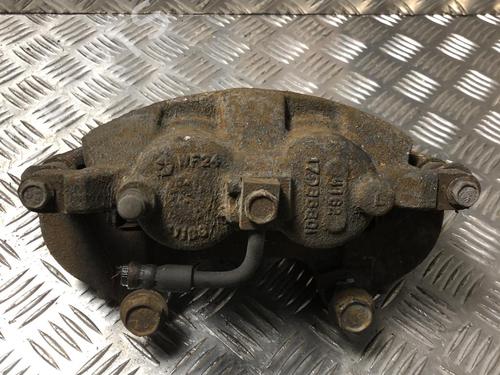 Bremssattel links vorne für FIAT FREEMONT (345_) 2.0 JTD 4x4 (170 hp) 31761243
