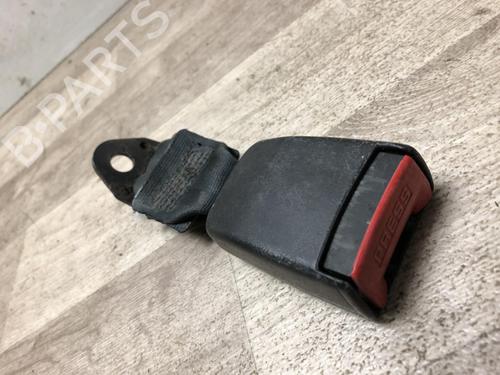 Used Seat buckle RENAULT CLIO I (B/C57_, 5/357_) 1.2 (5/357Y, 5/357K) (58 hp) 23871089