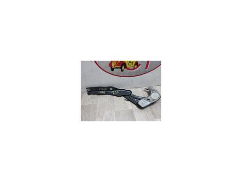 Used Hinge/Door check strap AUDI A1 (8X1, 8XK) 1.6 TDI (90 hp) 13261098