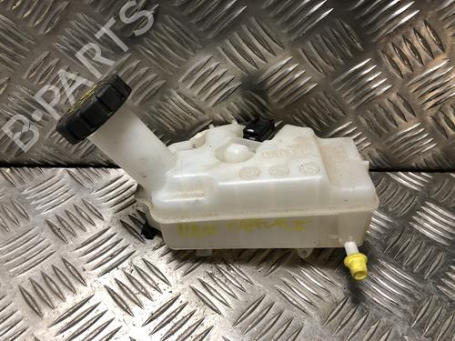 Used Brake fluid reservoir Brake fluid reservoir RENAULT CAPTUR II (HF_) TCe 130 (HFMF) (131 hp) 36357138 36357138
