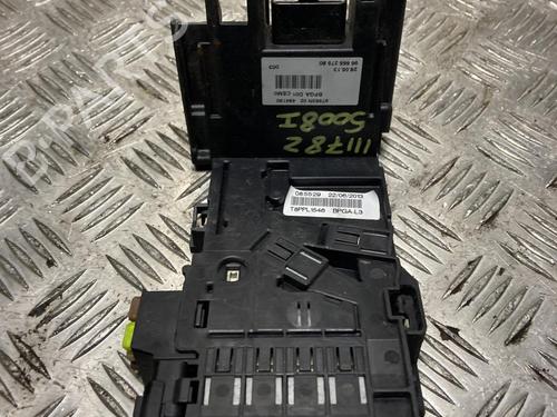 Fuse box PEUGEOT 5008 (0U_, 0E_) 1.6 HDi | BP32211561E1