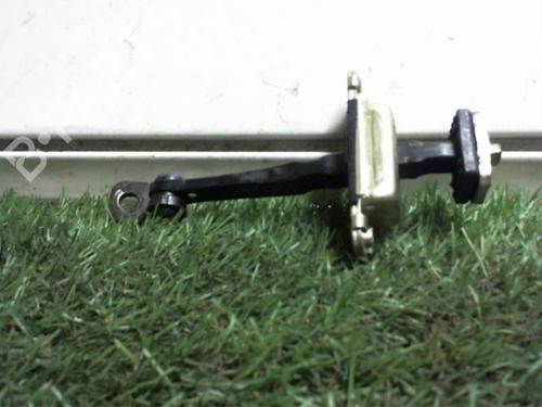 Hinge/Door check strap KIA SORENTO I (JC) 2.5 CRDi 4WD | BP13133076C146 