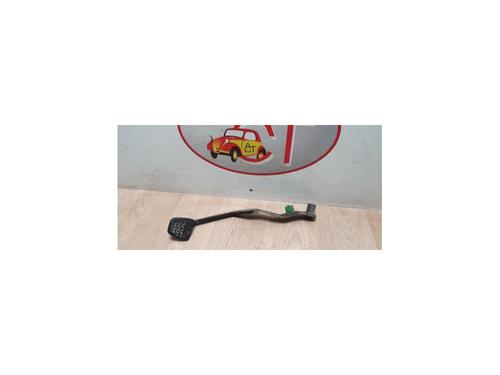 Used Break pedal TOYOTA RAV 4 II (_A2_) 2.0 D 4WD (CLA20_, CLA21_, CLA20R, CLA21R) (116 hp) 22990417