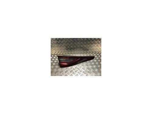 Venstre baklys, luke RENAULT MEGANE IV Hatchback (B9A/M/N_) 1.5 dCi 110 (B9A3) (110 hp) 27581335