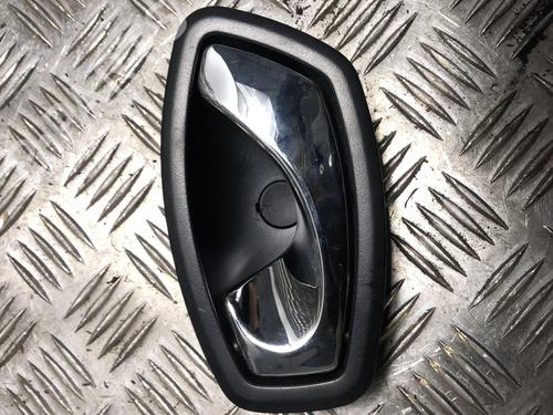 Maneta interior delantera izquierda RENAULT SCÉNIC III (JZ0/1_) 1.2 TCe (116 hp) 31244723
