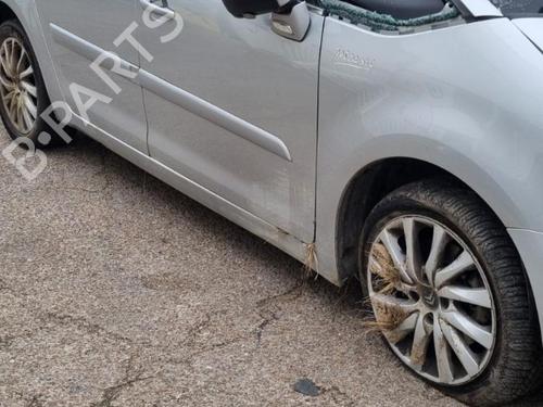 Steering column stalk CITROËN C4 Picasso I MPV (UD_) 2.0 HDi 138 | BP31187198I23