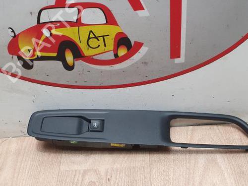 Used Right front window switch RENAULT CAPTUR I (J5_, H5_) 0.9 TCe 90 (90 hp) 13225578