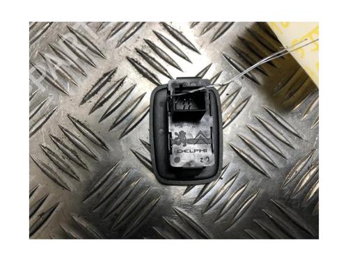 Right rear window switch CITROËN C5 III (RD_) 1.6 HDi 110 (RD9HZC) | BP25991282I28 