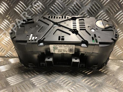 Instrument cluster VW POLO V (6R1, 6C1) 1.4 TDI | BP23045108C47