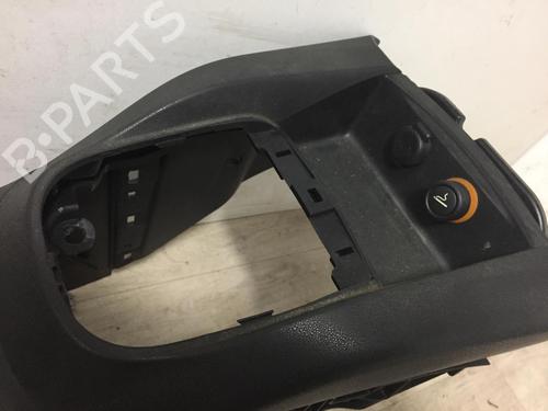 Used Middle console CITROËN C4 II (NC_) 1.6 HDi 90 (92 hp) 31187094