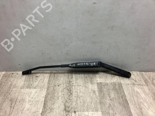 Used Front windshield wiper arm Front windshield wiper arm 15968137 15968137