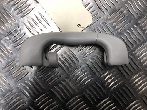 Agarrador techo CITROËN C3 AIRCROSS II (2R_, 2C_) 1.2 PureTech 110 (2RHNZB, 2RHNZW, 2RHNPX, 2RHNPJ) (110 hp) 31204167