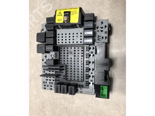 Fuse box VOLVO S60 I (384) R 2,5 T AWD | BP20613555E1 