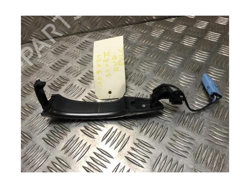 Front right exterior door handle PEUGEOT 3008 II SUV (MC_, MR_, MJ_, M4_) 1.5 BlueHDi 130 | BP25307146C129 