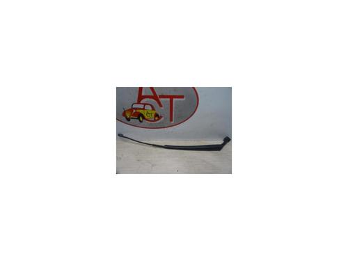 Used Front windshield wiper arm TOYOTA YARIS (_P9_) 1.0 VVT-i (KSP90_, KSP90R) (69 hp) 20632122