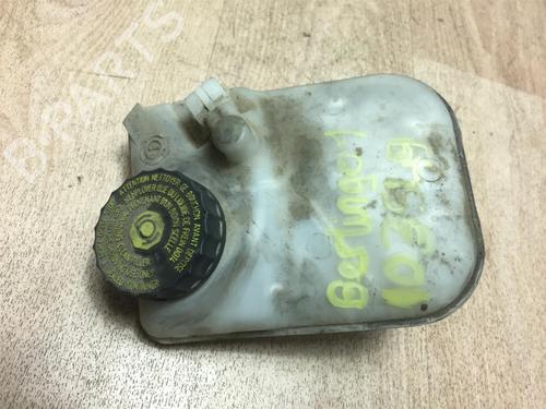 Used Brake master cylinder CITROËN BERLINGO / BERLINGO FIRST Box Body/MPV (M_) 1.6 HDI 75 (MB9HW) (75 hp) 20613338